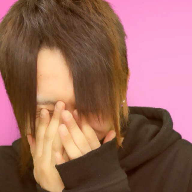 正直にいうと地球は・・・・・最高だーー なんてみんなの興味を誘ってるだけですけどこういうこと考えるのは 私だけでしょうか？？？ まぁ仲良くしてもうてください！！