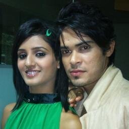 i love justin bieber , grt fan of amar vrinda and charlie and yes love do dil ek jaan- raghu and antara !!