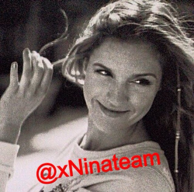 Fantwitter van Nina Sanders. Follow maar gewoon voor leuke tweets over Nina maar ook over springlevend, de gtst-app xxx 

Follow me? @marlyvdvelden
