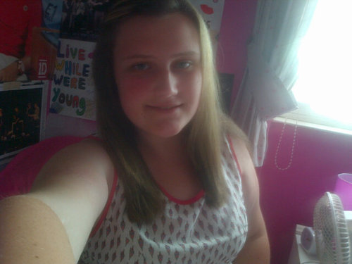 I'm 14 years old and I love one direction xxx