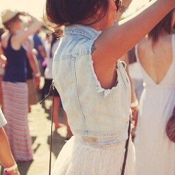 Vintage Fashion and Life Lover ° LOVES TO LOVE! ° Looking for new styles/stylists/fashionlovers/partyMusic