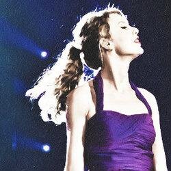 free follow! please follow @mintswift :) ily