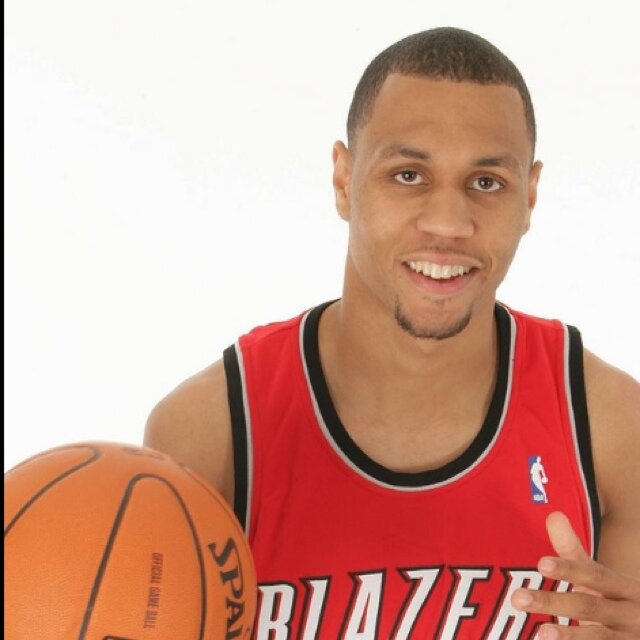 PDX Sports Fanatic. Self proclaimed expert.