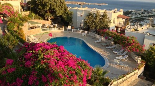 Holiday home in Bodrum. max@sunkiss.me sunkiss@live.co.uk ☀Owners Direct ref: TK3856 ☀Sunny Rentals search 583075 ☀Holiday Lettings 587837 UK