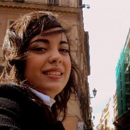 Estudiante de Quimica en la UMA. Vivo actualmente en málaga aunque mi segunda casa es la facultad de ciencias :)