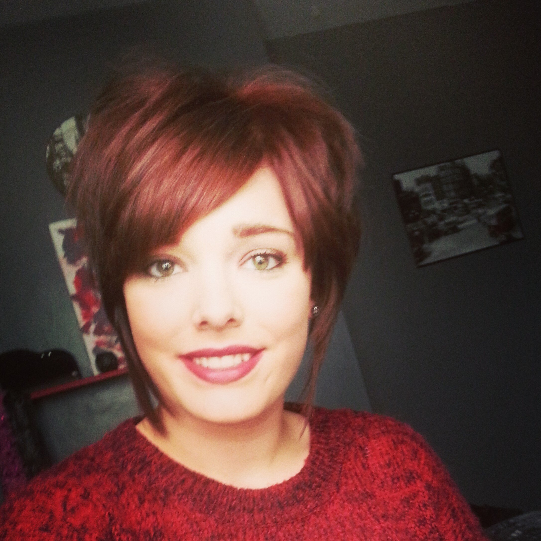 KimberleyHutch1's profile picture. follow and I'll follow back :)