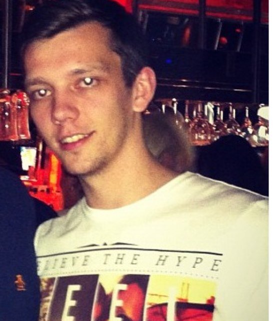 Nickclarke1010's profile picture. Im 33 and a mechanic, support LFC and drink too much.