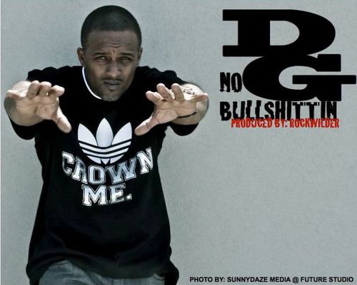 M.C. straight beast on da mic.reppin b.k.&picthblack4life!Wat else u need2know!holla!!