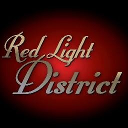 We are an electro swing band based in Los Angeles but looking to travel the world!