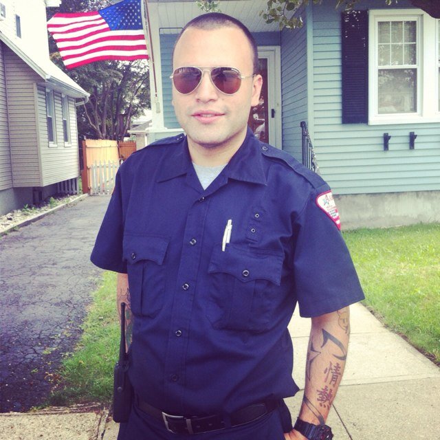 DoubleR_08's profile picture. Virgo✌
#tatted
#calm
#chilled