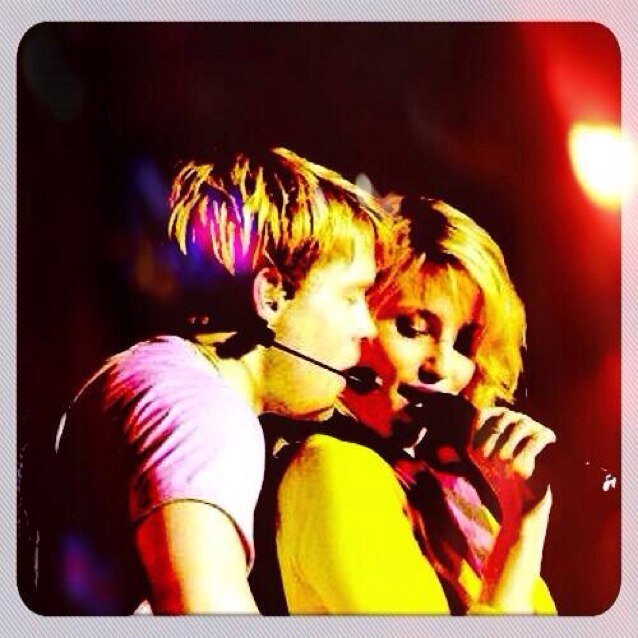 Gleek,PotterHead,Tributo,ChordLover,Swiftie,Little Liar,Hunter & Oncer. #FabrevansForever #SpobyForever I love Chord Overstreet