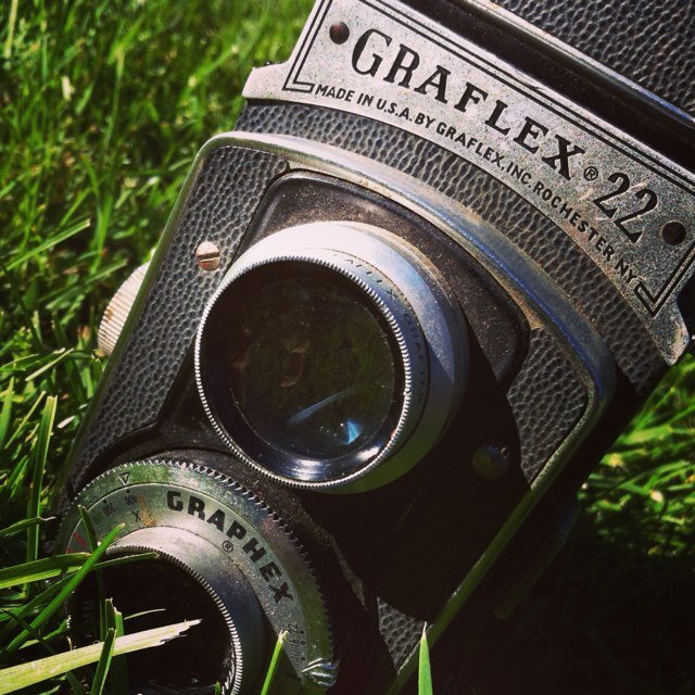 Tweeting about vintage cameras and equipment, tweets by @lorihortonball
