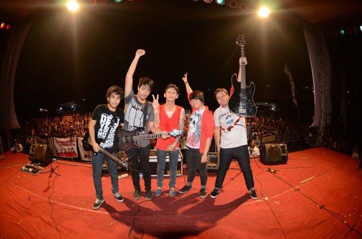 We Are Team SAR Depok♣| keep support @sweetasrevenge \m/