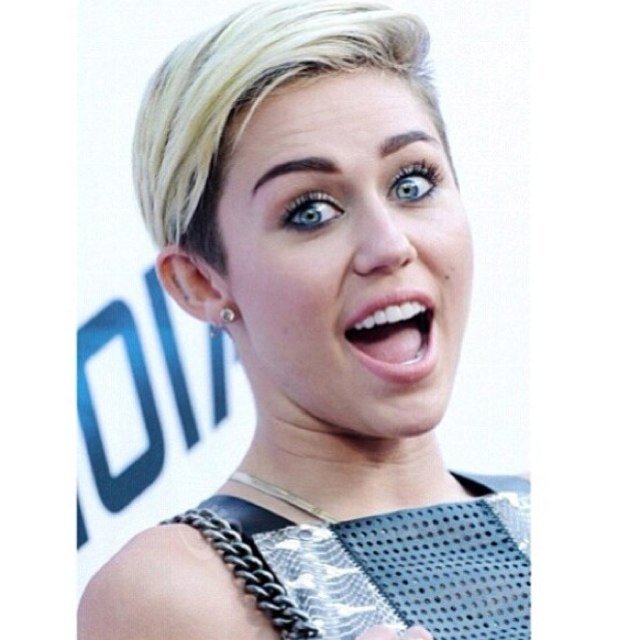I love Miley Ray Cyrus. I live and Breath Cyrus, even when I'm sick. Because Miley is my drug, and i'm stuck with her. I wont leave her ever. ❤