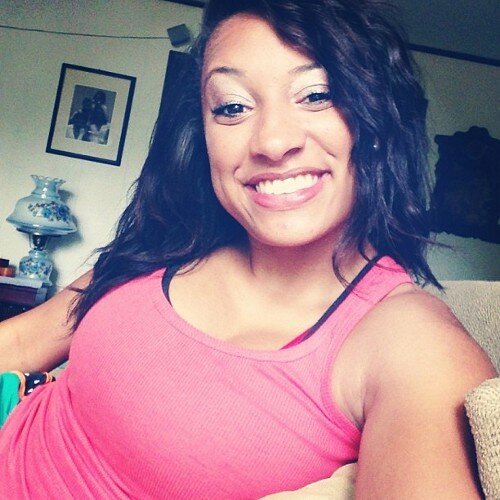 Silent kisses. ☝♥ New twittaa.