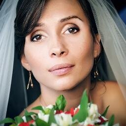 Я Оля, ко мне на ты.