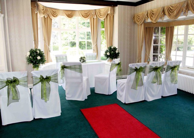 Perfect Weddings is a family  business established since 2005 Our company prides itself on the personal touch.