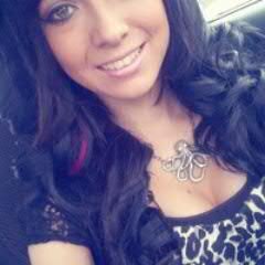 19. Singer. Designer. DON'T LIKE IT? Gtfo! Follow me i follow back. #TeamFollowBack