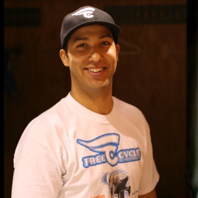 j_jason93's profile picture. 