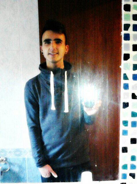 josemarisuarez1's profile picture. 16 años, Soy una persona graciosa,hasta en mis peores días conocerás mi mejor sonrisa,amigo de mis amigos, soy celoso, algo rencoroso y me encariño muy rápido..