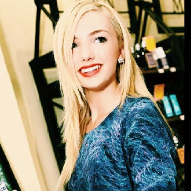 Luv_Peyton_'s profile picture. Peyton List is my favourite person. I love Peyton and Debby, Bea Miller.I am a huge her fan. Peyton is the best :)