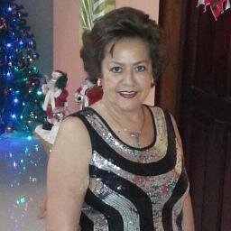 Mujer comprometida con su Familia, la Sociedad y Tabasco. Empresaria, Orgullosa de su Tierra. Actuar y participar para que las cosas sucedan .