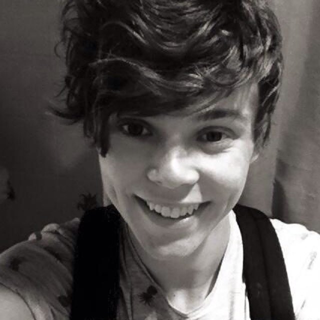 Ashton will follow you.❤ Don't ever give up. ❤It will happen, when you least expect it.❤