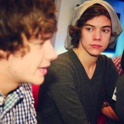 hola soy la futura esposa de liam y harry no me odien por  decir la verda.....soy unica bella , perfecta para ellos...