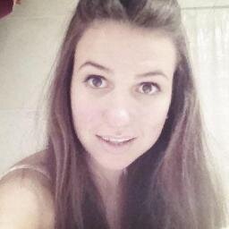I'm Carla Moyano,and i'm a girl with a big dream and i fight for it.Help me to fulfill my dream.