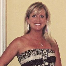 Dee McKnight Profile