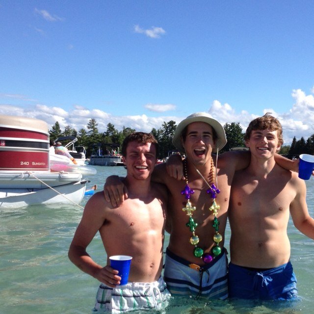 danhank13's profile picture. 