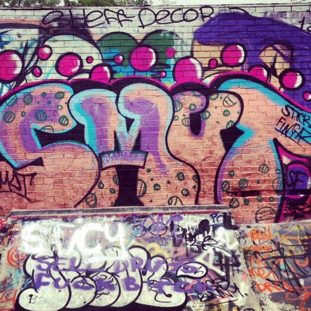 i graft hard all day ant paint at nites ;)