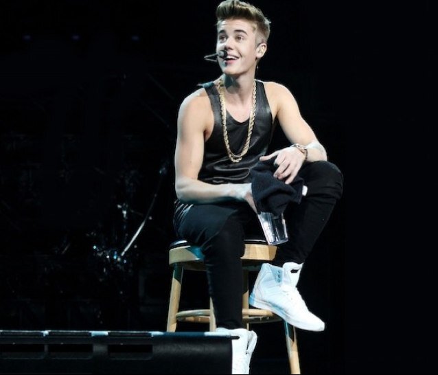 I went to see justin bieber on the 27th of feb 2013 #BELIEVEtour xx follow me i follow back xxx