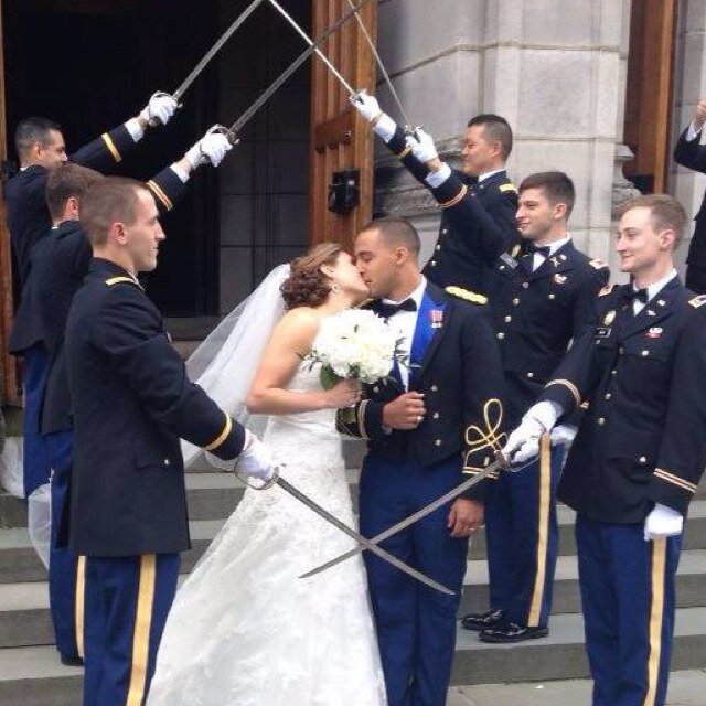 Married to my Best Friend. New LT. Shoppaholic. Life is Good. :)