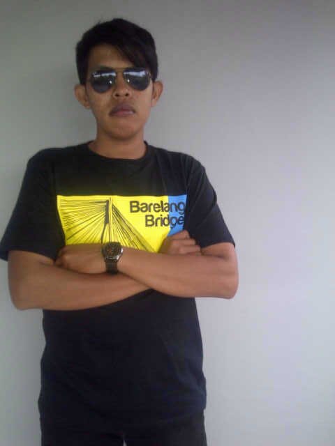 Sebelum kau tanyakan sesuatu, klik tombol follow terlebih dahulu (´⌣'ʃƪ)