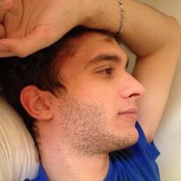 Libriano, goiano, 28 anos, mas residente na Capital da Amazônia. Sempre de bem com a vida e aproveitando cada minuto.