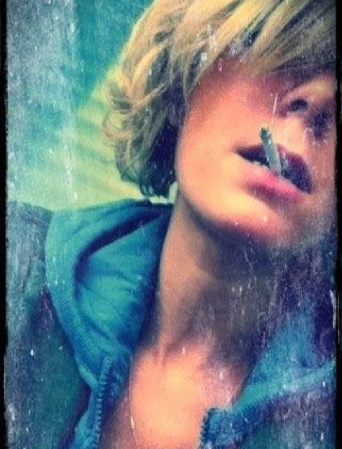 Ceci est mon compte de secours. #TeamAntiHomophobe & Team #RainbowJustice - Consultante médias & entrepreneur web #bzh