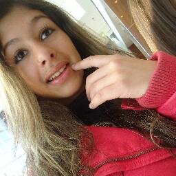-Cooooooooooé eh bem ligeirinho ela eh minha e de mais ninguem entao sarta longe mané tlg gabi so minha u.u 3