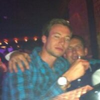 Nath Be (@largeplums) 's Twitter Profile