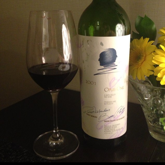 Love Wine♥ Jazz、Bossa Nova、Reggaeもスキ。 夢は南国に住んで、海とwineなlife…♪♪♪