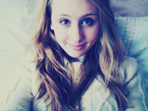 AbbieLouiseMyer's profile picture. Follow my new account @AbbieMyersx