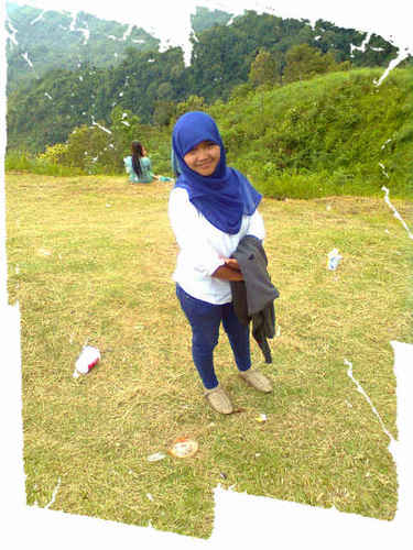 Hi guys,, jangan sungkan untuk tweet saya,, pasti akan saya respon.... Follow me yah :D