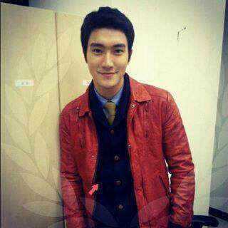 All About Super Junior. ☺ Saranghae Choi Siwon oppa ♥♥♥♥♥♥♥♥♥ @siwon407 ♥. Invite my pin 2AB1B7B1 ☺
