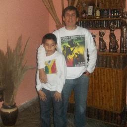 amo sobre todas las cosas a mi hijo benjamin, me gusta escuchar música, leer novelas históricas.hincha de los andes