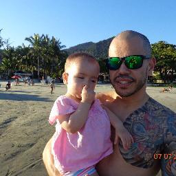 Amo minha familia Amo Deus adoro praticar esportes