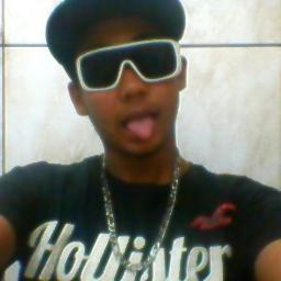Mulher & Dinheiro, Dinheiro && Mulher Quanto Mais Vooçe Tem Muito Mais Vooçe Ké.....(88* $$$$$$$$$ / FÉ EM DEUS ֆֆ