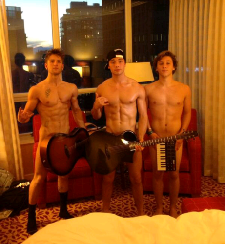 Emblem3 fan page. Emblem 3 is like sex to your ears. Keaton Robert. Wesley Trent. Drew Michael. My heart is taken by 3 guys. #Emblem #Babes @Keatons_Girrl