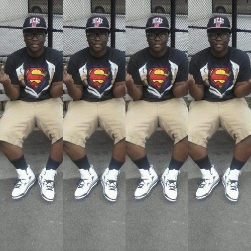Money , Music & Puxxy is all a young nigga could really decide for  follow @Taysti_Kisses