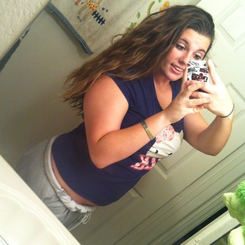 sophomore @ centennial  15 years young , Instagram @ayeeo_itsalliee115 foow me , full time princess
