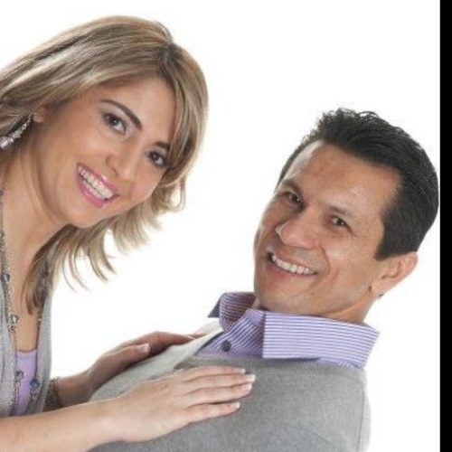 Um mulher comum que ama a um Deus Extraordinário!!!
An ordinary woman who loves an Extraordinary God!!